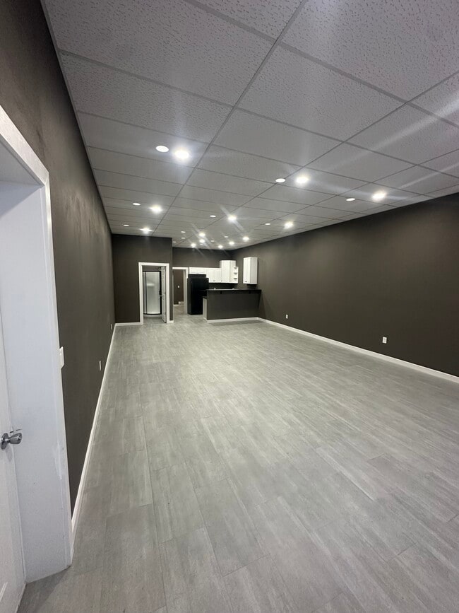522 Central Ave, Unit 7