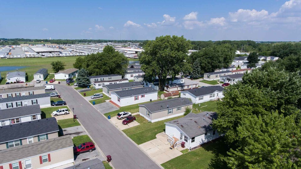 Candlelight Village Apartments Sauk Village, IL Apartments For Rent