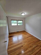 4109 Bob Wallace Ave SW in Huntsville, AL - Foto de edificio - Building Photo