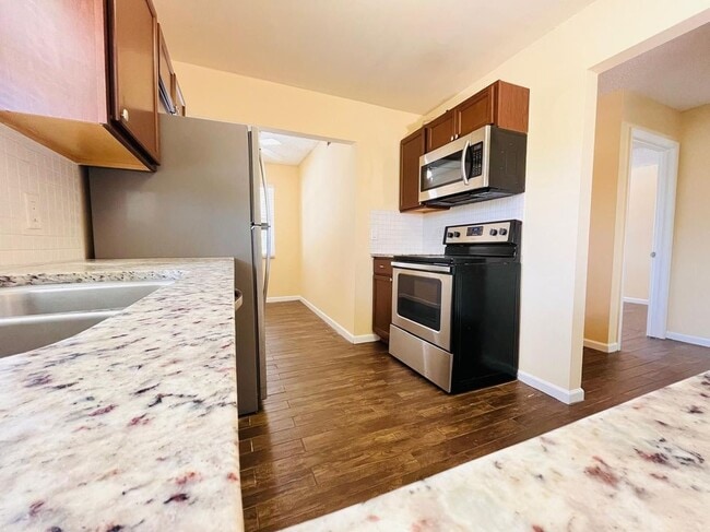 5985 Forest Hill Blvd in West Palm Beach, FL - Building Photo - Building Photo