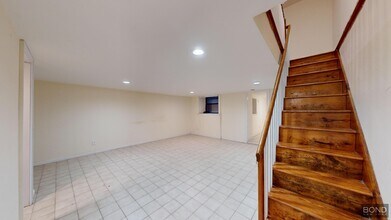 36 W 73rd St in New York, NY - Building Photo - Building Photo