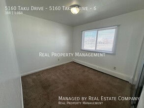 5160 Taku Dr in Anchorage, AK - Building Photo - Building Photo