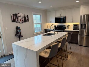 9666 Masterworks Dr in Vienna, VA - Building Photo - Building Photo