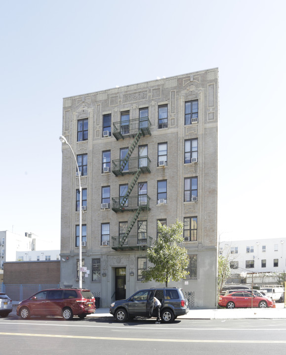 1036 Intervale Ave in Bronx, NY - Building Photo