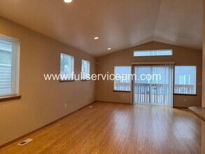 18007 Stone Ave N in Shoreline, WA - Building Photo - Building Photo