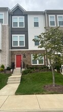 15035 Jaxton Square Ln in Haymarket, VA - Building Photo - Building Photo