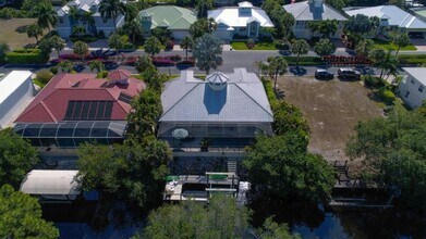 27100 Flamingo Dr in Bonita Springs, FL - Foto de edificio - Building Photo