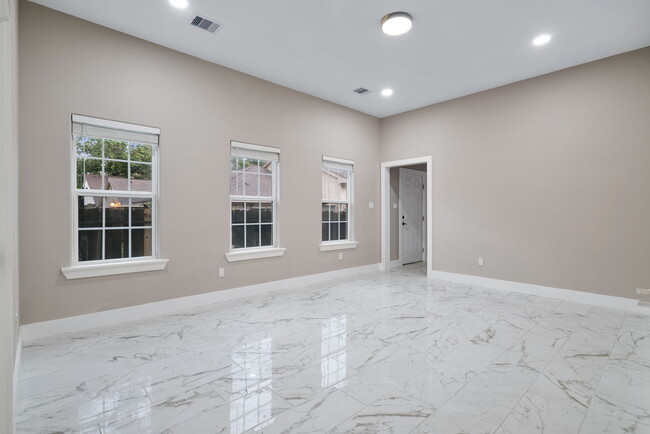 23726 Summer Pine Dr in Spring, TX - Building Photo - Building Photo