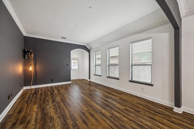 property at 31 Butternut Grove Place