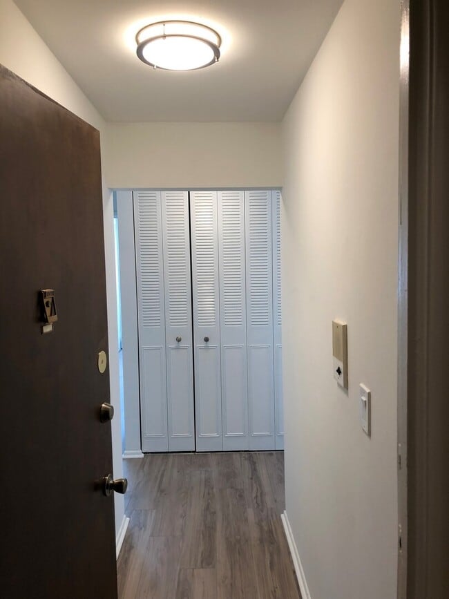 3523 Central Rd in Glenview, IL - Building Photo - Building Photo