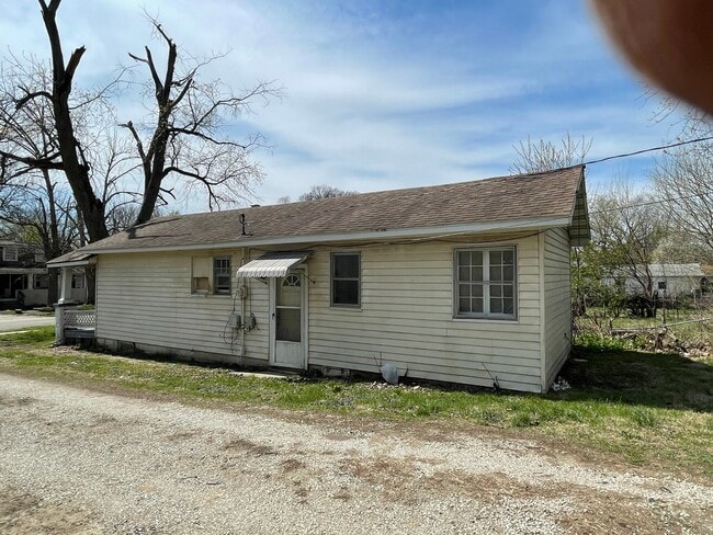 1764 E Johns Ave in Decatur, IL - Building Photo - Building Photo