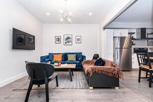 4010 Rue Hochelaga, Unit SI ID1543112P in Montréal, QC - Building Photo
