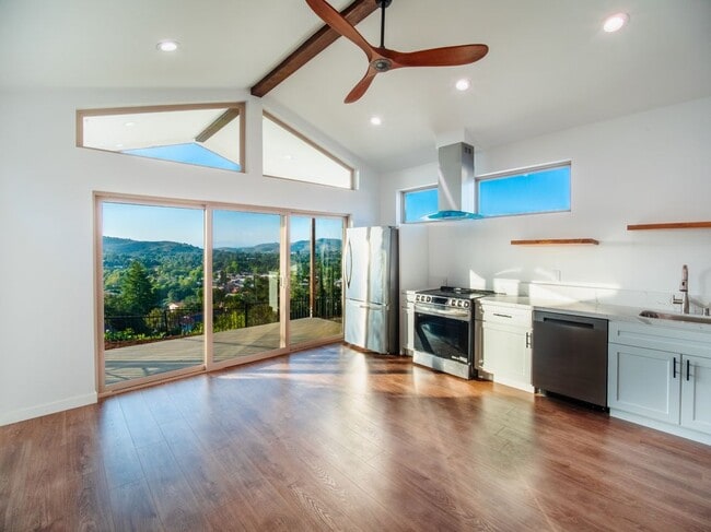 property at 2181 Hillsbury Rd