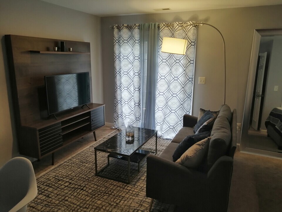 154 Hidden Hill Cir-Unit -Basement in Odenton, MD - Building Photo