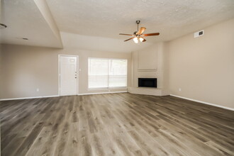 21206 Waymare Ln in Spring, TX - Building Photo - Building Photo