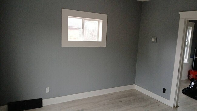 9919 Stoughton Ave in Cleveland, OH - Building Photo - Building Photo