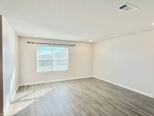 5320 Peach Dr in Milton, FL - Building Photo - Building Photo