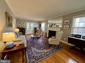 5416 Grove St in Chevy Chase, MD - Building Photo - Building Photo