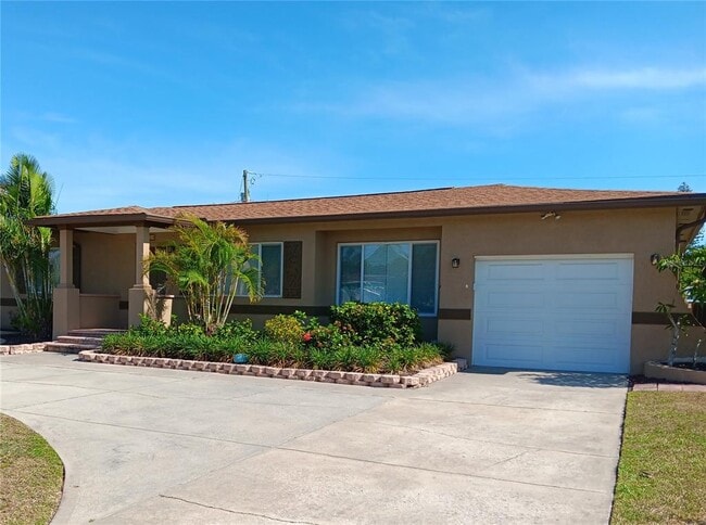 property at 4864 Lake Charles Dr N