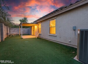 1042 S Clancy Cir in Mesa, AZ - Building Photo - Building Photo