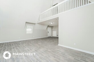 6635 Autumn W Dr in Riverdale, GA - Foto de edificio - Building Photo