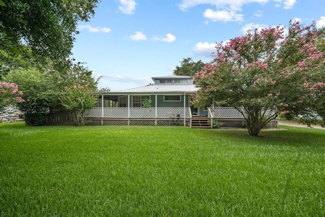 15510 Cypress Garden Dr in Tomball, TX - Building Photo - Building Photo