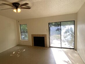 2545 Corian Glen Dr in San Antonio, TX - Building Photo - Building Photo