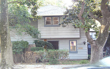 1304 Q St in Sacramento, CA - Building Photo - Building Photo