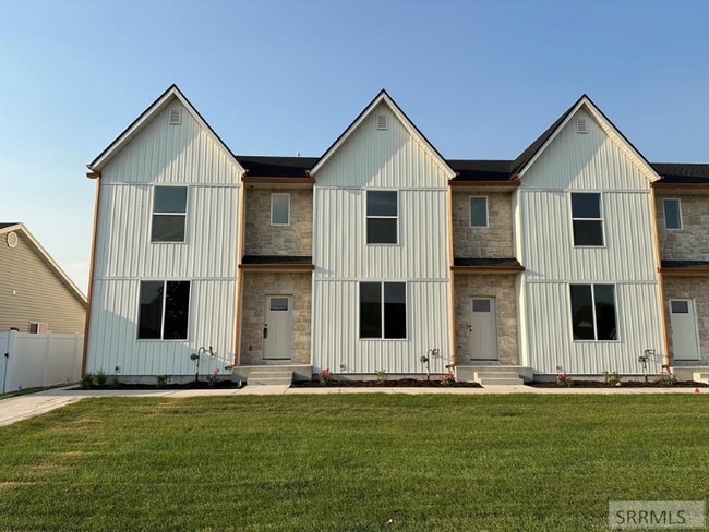property at 1266 Wright Ave