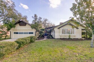 5334 Lake Howell Rd in Winter Park, FL - Building Photo - Building Photo