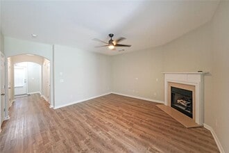 2062 Lakeshore Overlook Dr in Kennesaw, GA - Building Photo - Building Photo