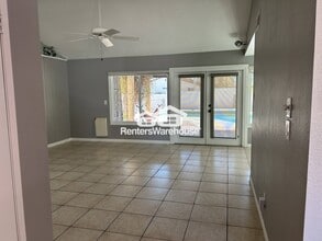 3969 Green Leaf Dr in Las Vegas, NV - Building Photo - Building Photo