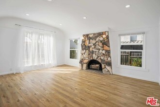 1851 W 81st St in Los Angeles, CA - Building Photo - Building Photo