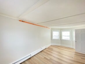 125 N Main St in Rochester, NH - Building Photo - Building Photo