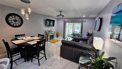 5680 SW 3rd Pl in Margate, FL - Building Photo - Building Photo