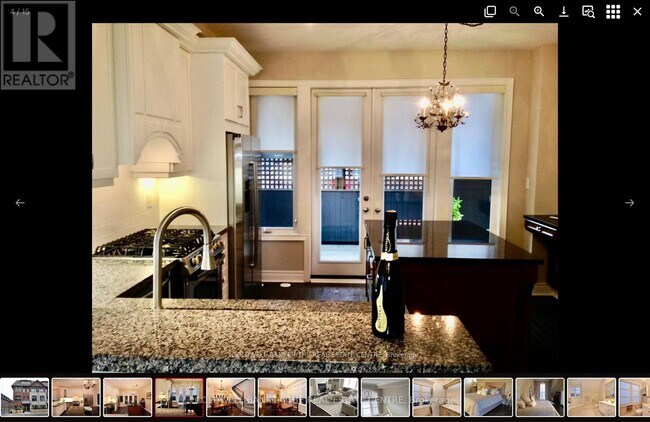 10 Powseland Cres in Vaughan, ON - Building Photo - Building Photo