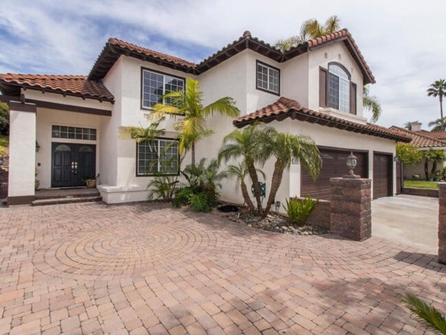 5131 Bella Collina St in Oceanside, CA - Building Photo - Building Photo