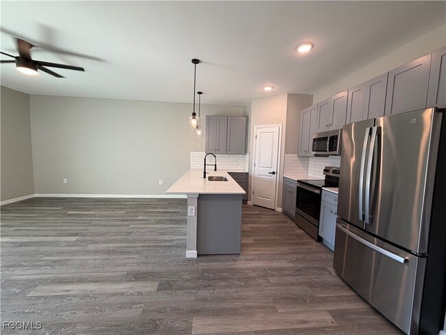 property at 5205-5207 30th St SW