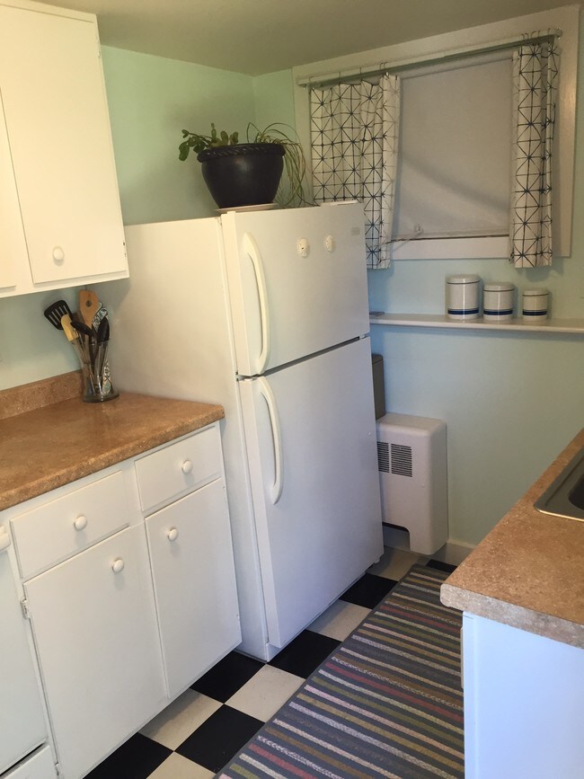 38 Main St Rentals in Rockport, MA