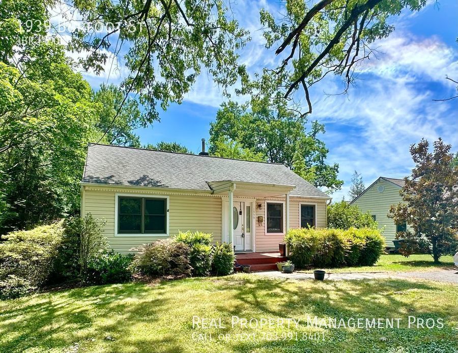 1939 Burfoot St in Falls Church, VA - Building Photo