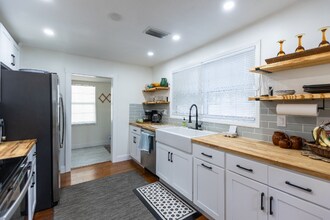 122 N Line Ave in Inverness, FL - Foto de edificio - Building Photo