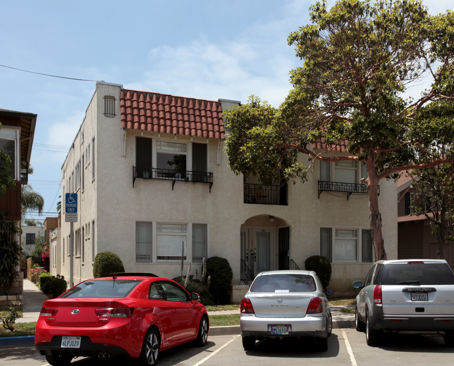 1708-1714 E 2nd St in Long Beach, CA - Building Photo