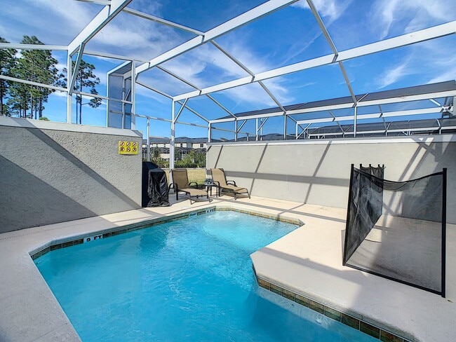 580 Pebble Beach Dr in Kissimmee, FL - Building Photo - Building Photo