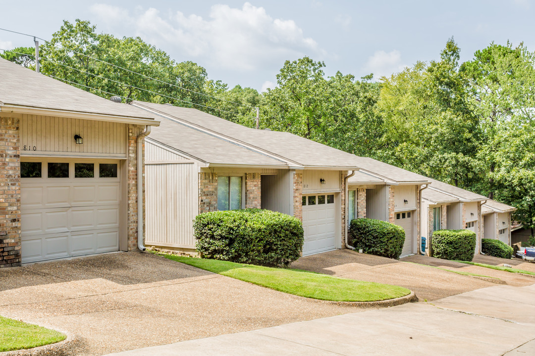 Green Mountain Apartments in Little Rock, AR - Foto de edificio