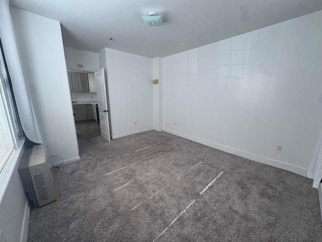 20 Chapel St, Unit 2 in Portsmouth, NH - Building Photo - Building Photo