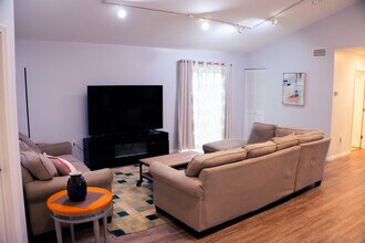 1307 Dryden Rd in Ithaca, NY - Building Photo - Building Photo