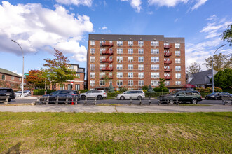 2373 Ocean Pky in Brooklyn, NY - Building Photo - Building Photo