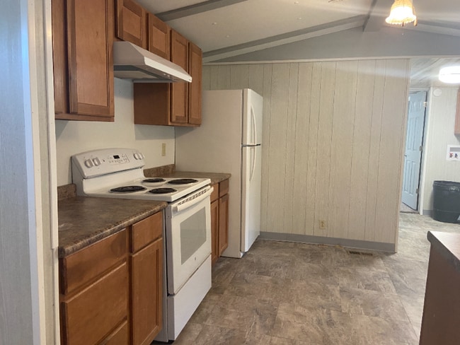 property at 191 Lindenview Cir