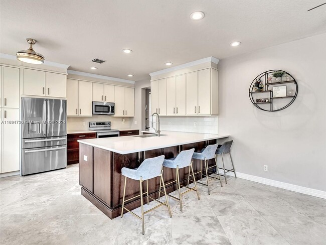 property at 214 La Costa Ct