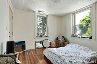 7 Woodbridge St in Cambridge, MA - Building Photo - Building Photo